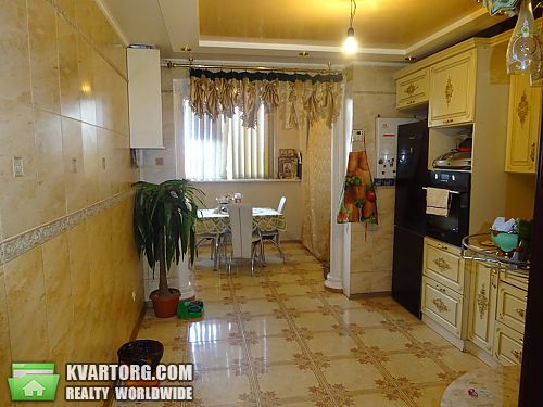 продам 3-комнатную квартиру. Киевская обл.,  Тепличная - фото 1