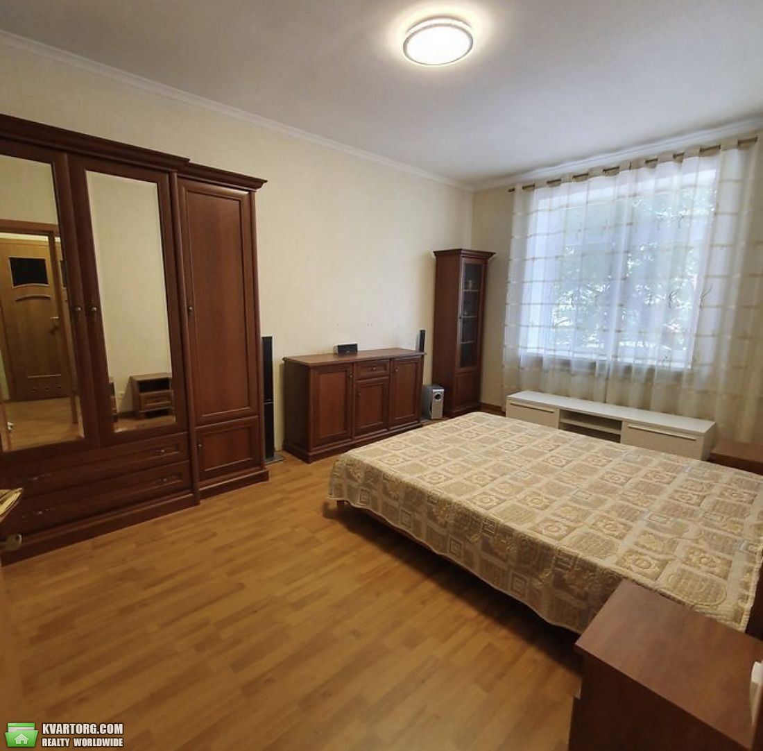 Rent out 1-room apartment. Львов, центр — photo 2