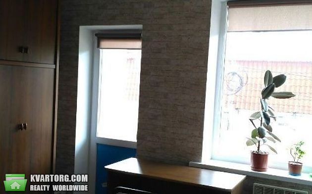 Sell 1-room apartment. Киев,  Петропавловская — photo 1