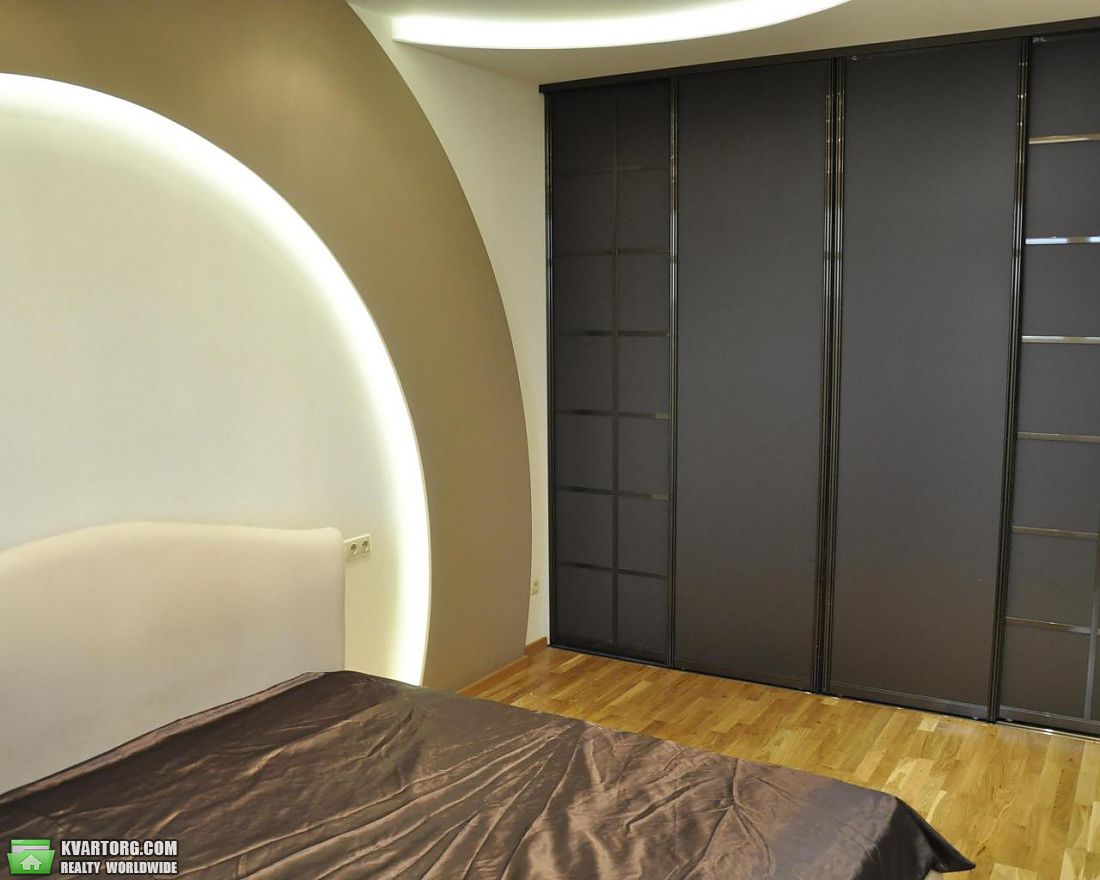 Rent out 3-room apartment. Киев,  Шамрыло — photo 7