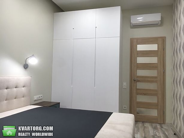 Rent out 1-room apartment. Киев,  Саперное поле — photo 4
