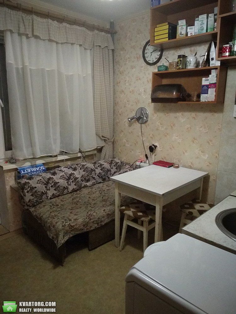 Sell 1-room apartment. Киев,  Гайдай — photo 1