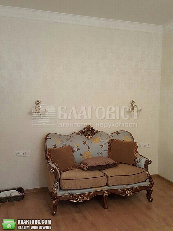 Rent out 2-room apartment. Киев,  Драгомирова — photo 2