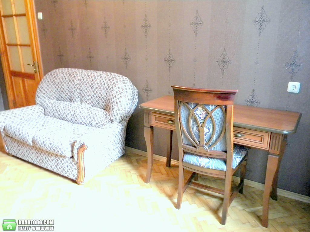 Rent out 3-room apartment. Киев, Б.Хмельницкого — photo 3