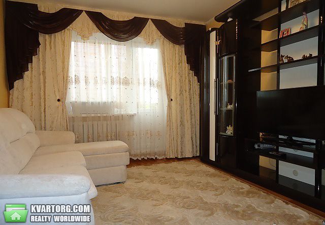 Sell 1-room apartment. Киев,  Вышгородская — photo 1
