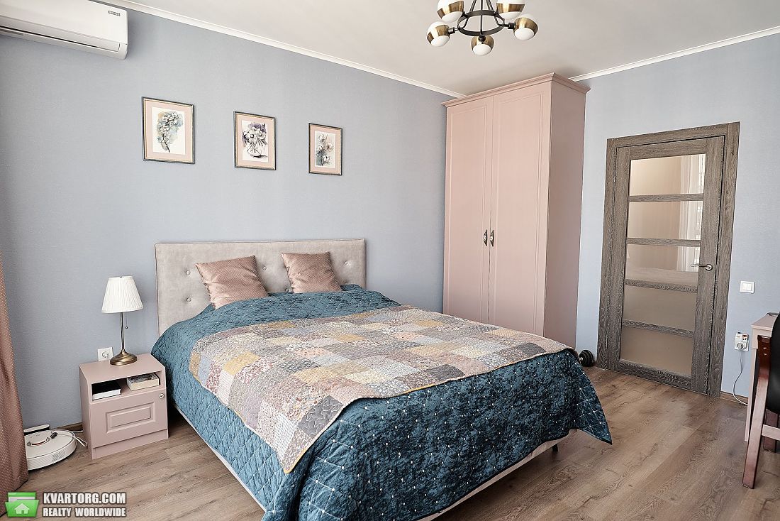 Sell 3-room apartment. Киев, Заболотного — photo 1