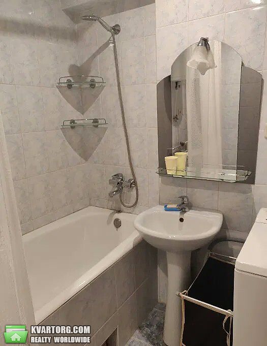 Rent out 1-room apartment. Киев,  Драгоманова — photo 5