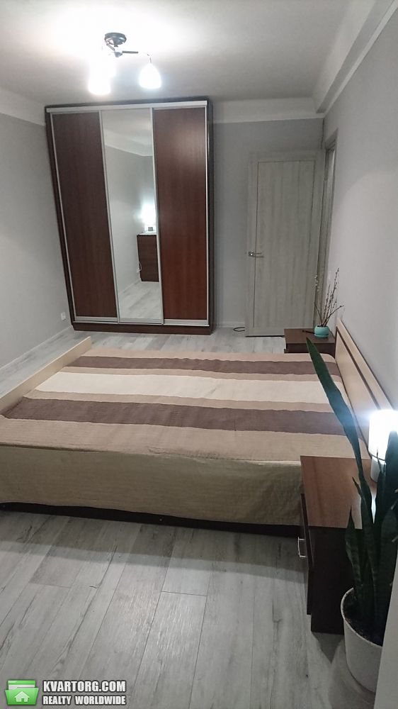 Rent out 1-room apartment. Киев, Волгоградская — photo 5
