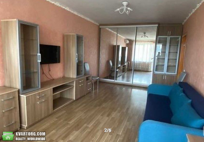 Rent out 1-room apartment. Киев, пр Голосеевский — photo 1