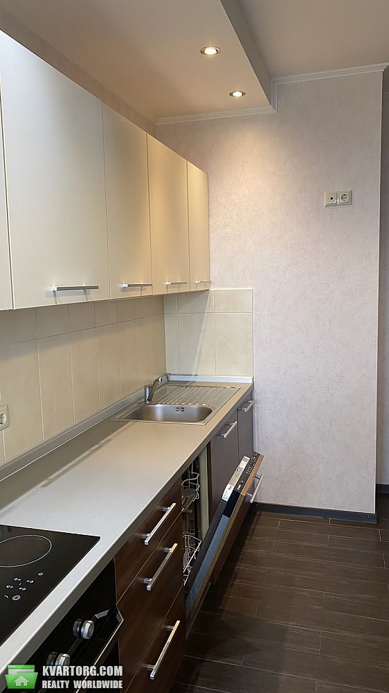Rent out 1-room apartment. Киев, Перемоги просп. — photo 2