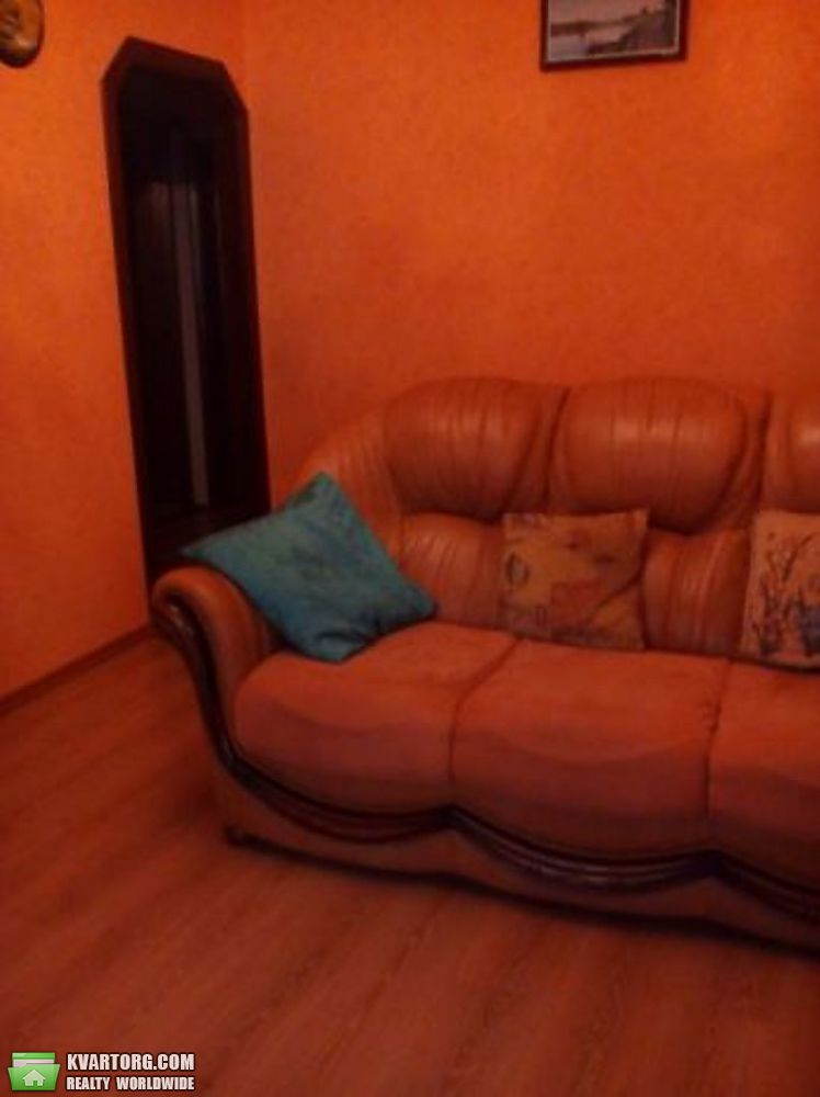Rent out 3-room apartment. Киев,  Красноткацкая — photo 3