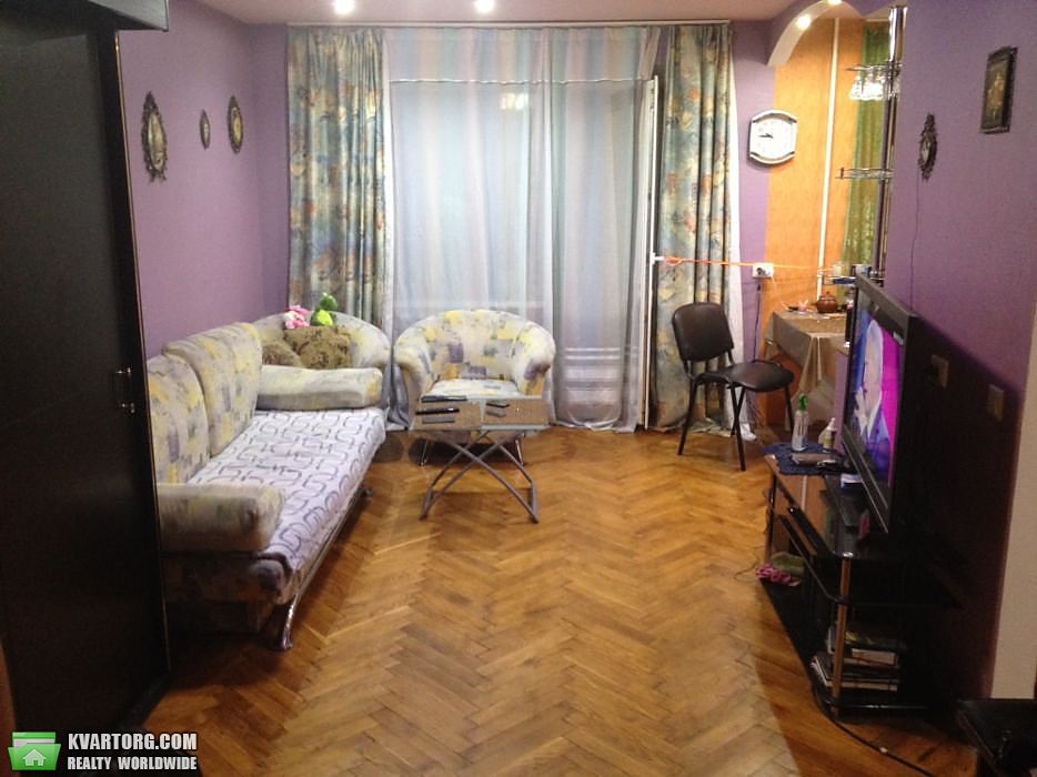 Sell 2-room apartment. Киев,  Российская — photo 1