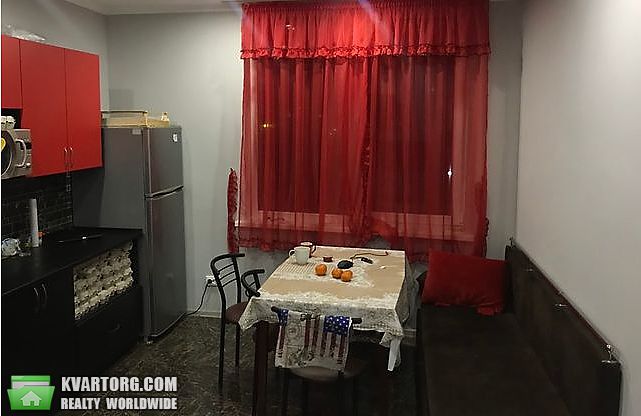 Rent out 2-room apartment. Киев,  Харьковское шоссе — photo 2
