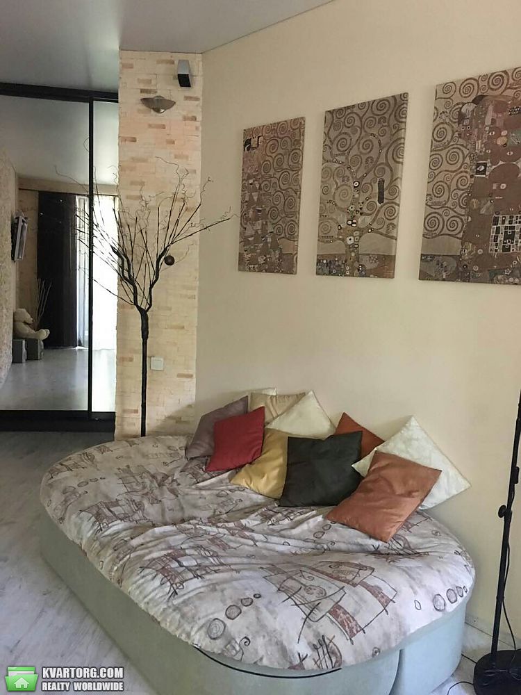 Sell 2-room apartment. Днепропетровск, Кирова пр. — photo 8