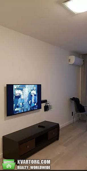 Rent out 2-room apartment. Киев,  Лукьяновская — photo 3