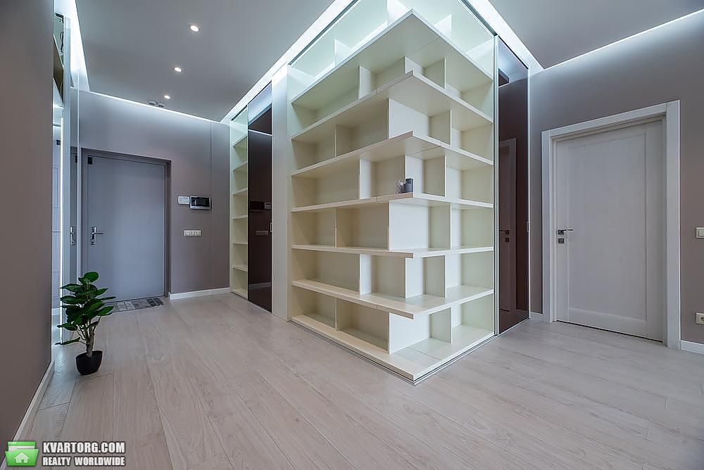 Rent out 2-room apartment. Киев, Тютюнника — photo 8