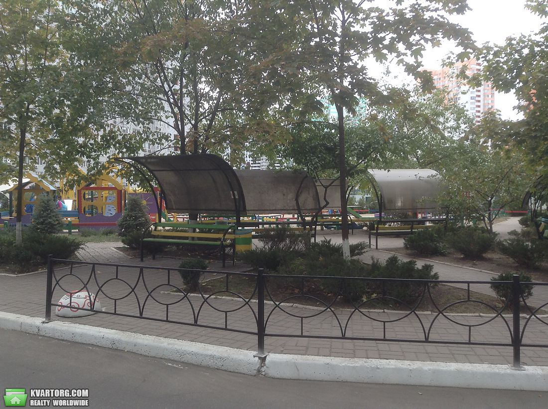 Sell 2-room apartment. Киев,  Бажана — photo 9