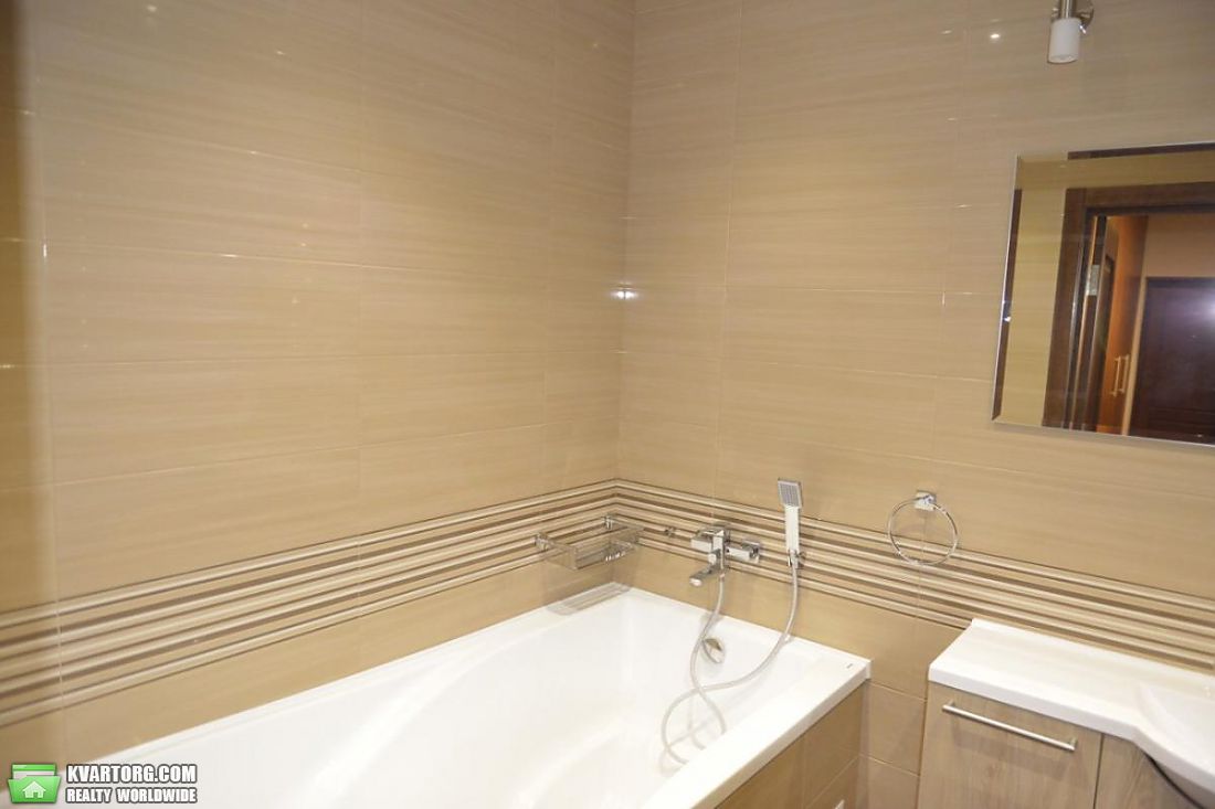 Rent out 3-room apartment. Киев,  Ломоносова — photo 8