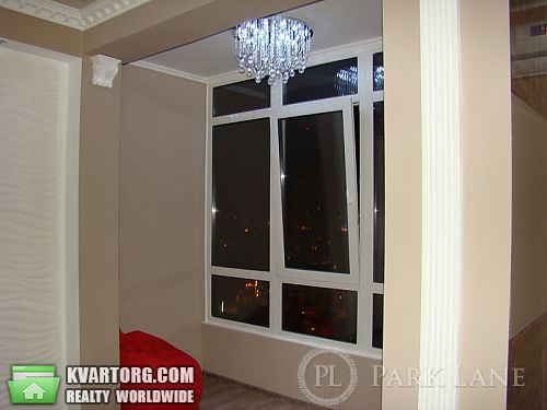Sell 2-room apartment. Киев, Щорса — photo 2