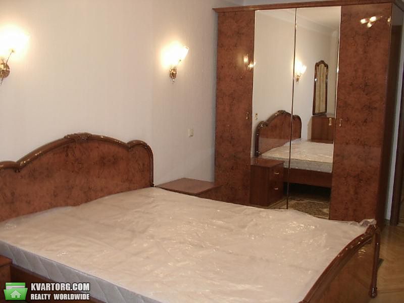 Rent out 3-room apartment. Киев,  Златоустовская — photo 6