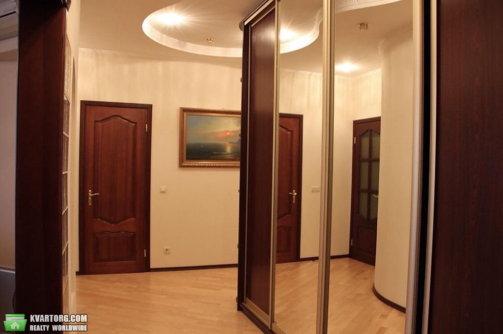 Rent out 3-room apartment. Киев,  Дмитриевская — photo 5