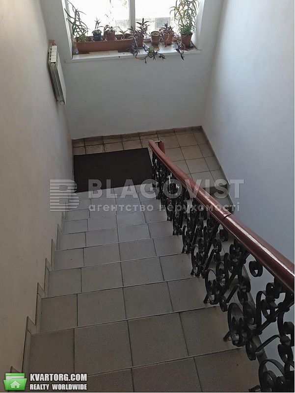 Sell 4-room apartment. Киев,  Большая Житомирская — photo 4