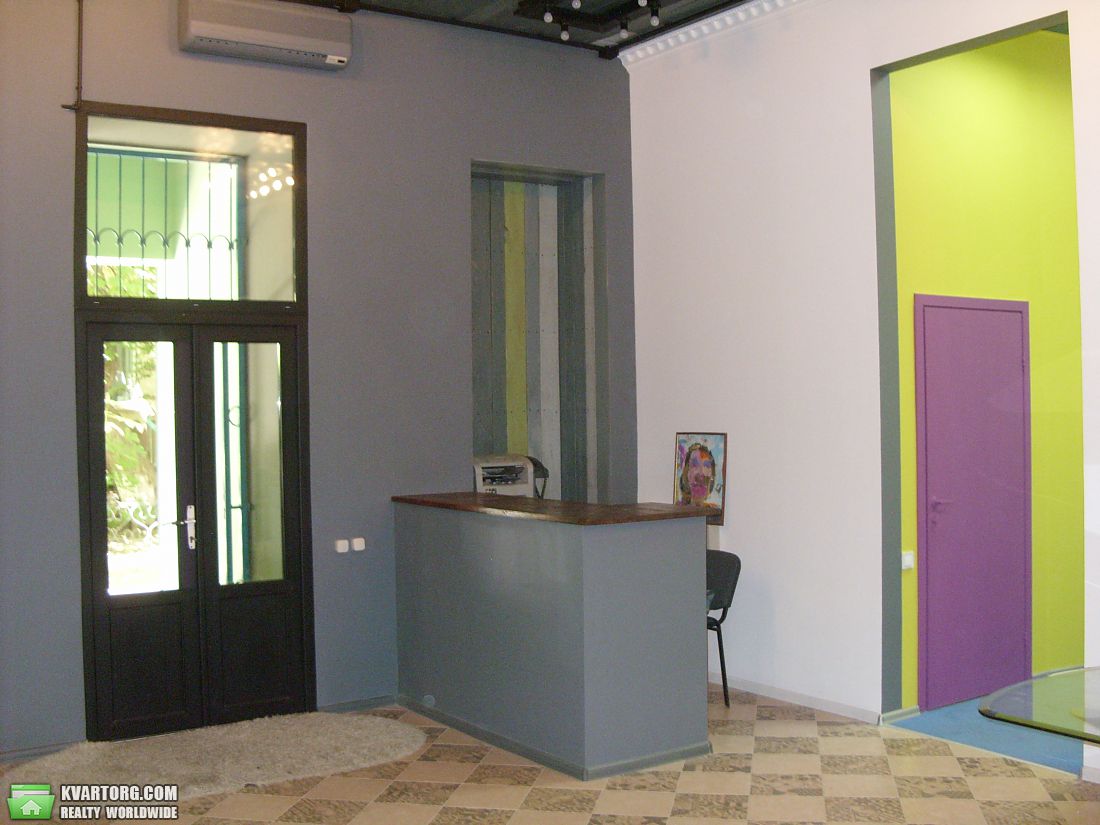 Rent out office. Киев,  Михайловская — photo 1