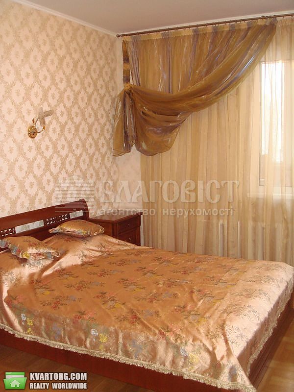 Rent out 3-room apartment. Киев, Феодоры Пушиной — photo 2