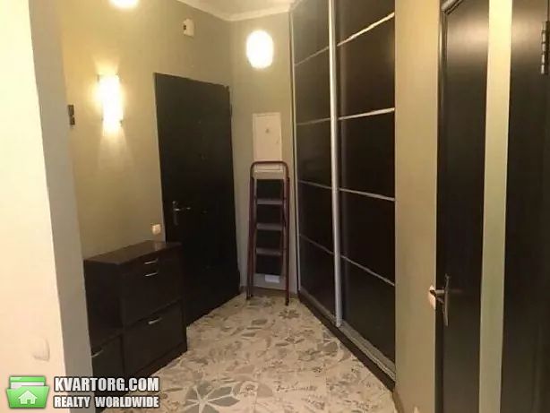 Rent out 2-room apartment. Киев, Срибнокильская — photo 2