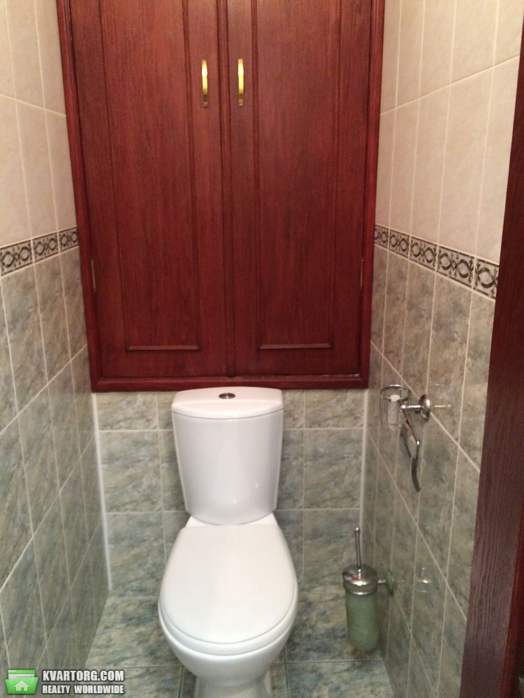 Rent out 3-room apartment. Киев,  Мельникова — photo 9