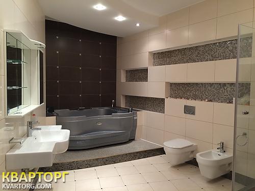 Rent out 4-room apartment. Одесса, Литературная — photo 1