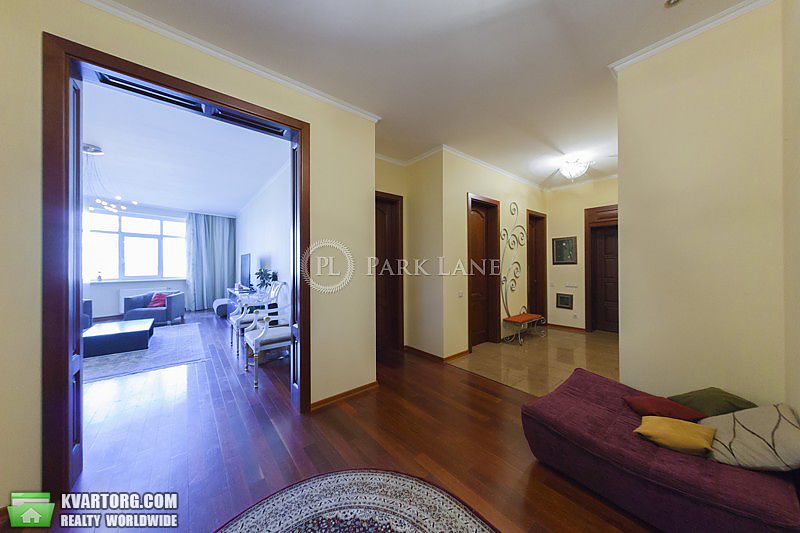 Rent out 4-room apartment. Киев,  Старонаводницкая — photo 10