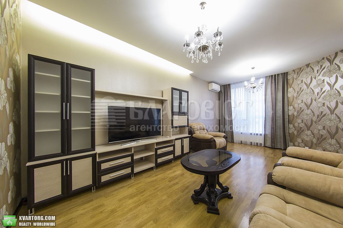 Rent out 3-room apartment. Киев,  Кудряшова — photo 2
