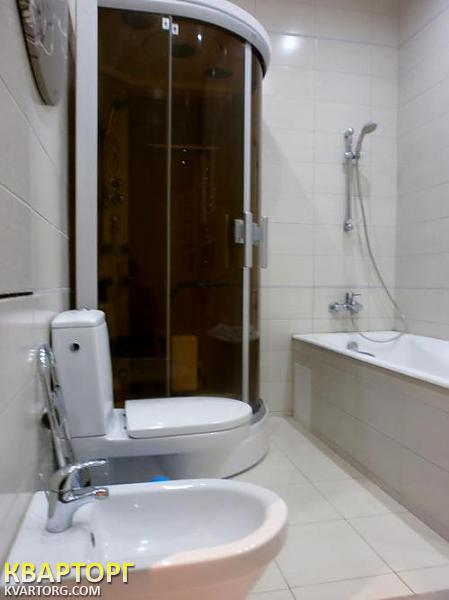Rent out 3-room apartment. Киев, Героев Сталинграда пр — photo 9