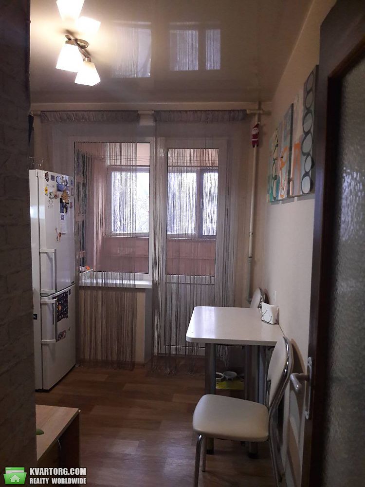 Sell 1-room apartment. Днепропетровск, тополь-1 — photo 8