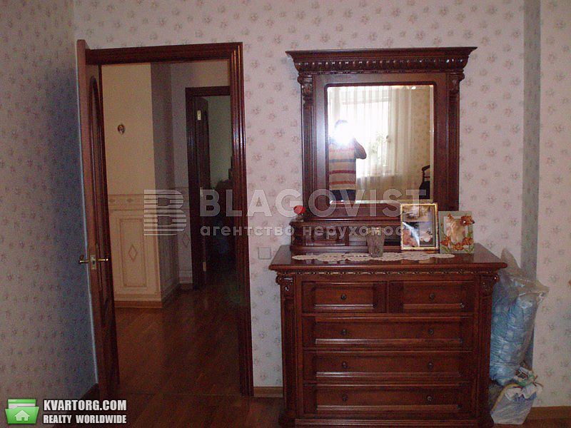 Sell 2-room apartment. Киев,  Воровского — photo 1