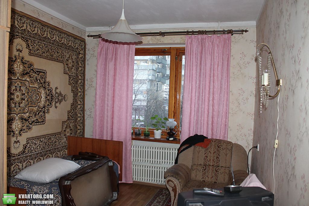 Sell 3-room apartment. Днепропетровск, Проспект Героев — photo 1