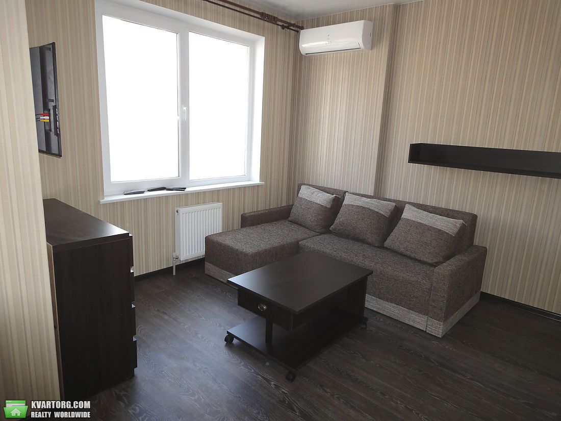 Rent out 2-room apartment. Одесса, Маршала Жукова — photo 5