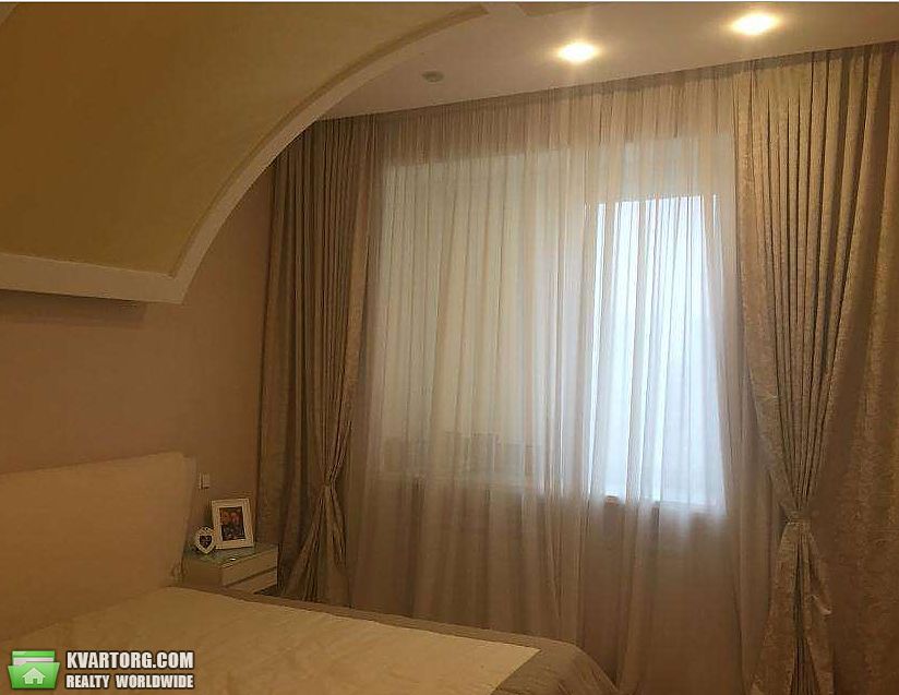 Rent out 2-room apartment. Киев,  Вышгородская — photo 3