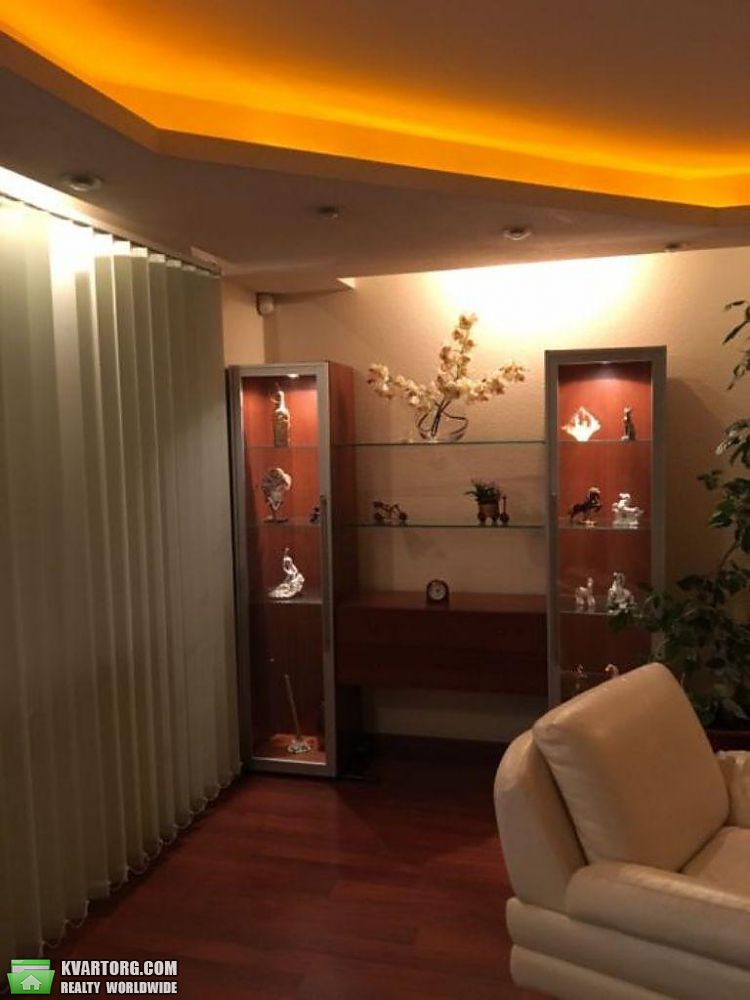 Rent out 3-room apartment. Киев, Каземира Малевича — photo 3
