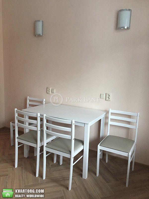 Rent out 2-room apartment. Киев,  Кирило-Мефодиевская — photo 4