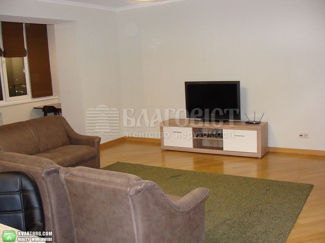 Rent out 4-room apartment. Киев,  Старонаводницкая — photo 2