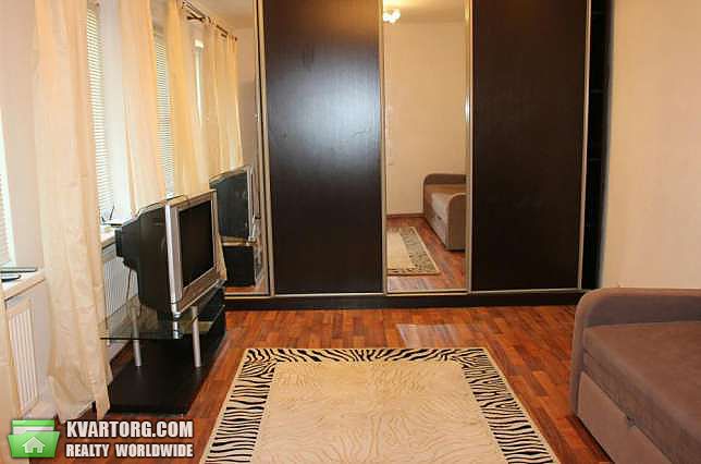 Rent out 1-room apartment. Киев, Краснодарская — photo 2
