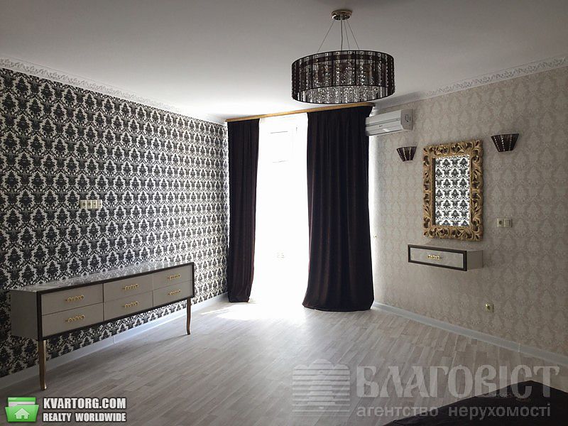 Sell 3-room apartment. Киев,  Димитрова — photo 1