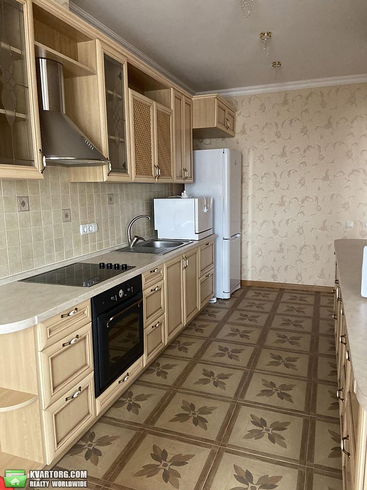 Rent out 3-room apartment. Киев, Ильенко — photo 4