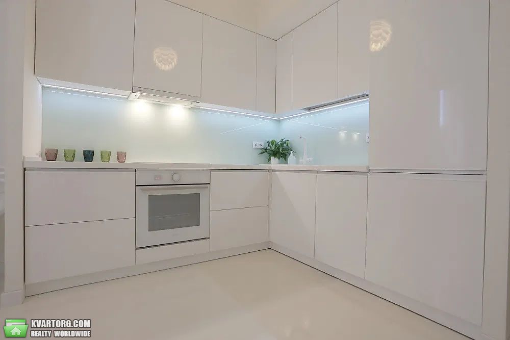 Sell 1-room apartment. Киев, Регенераторная — photo 1