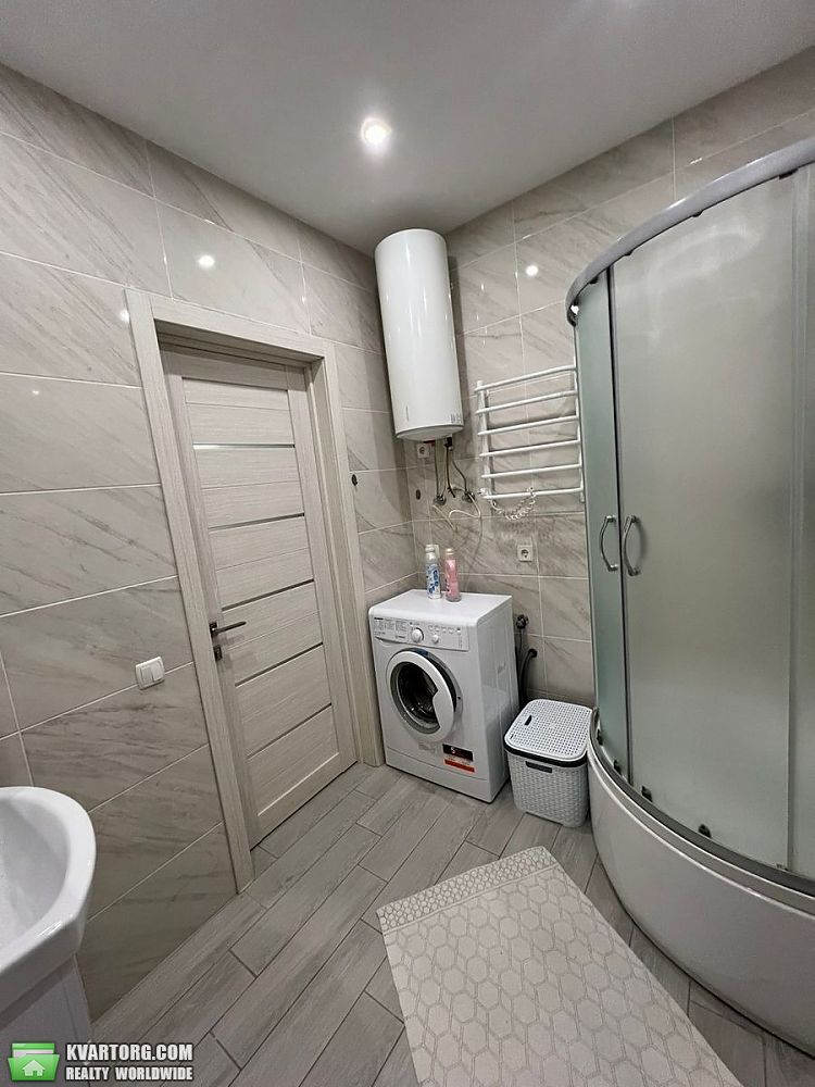 Rent out 2-room apartment. Киев, Микільсько-Слобідська — photo 5