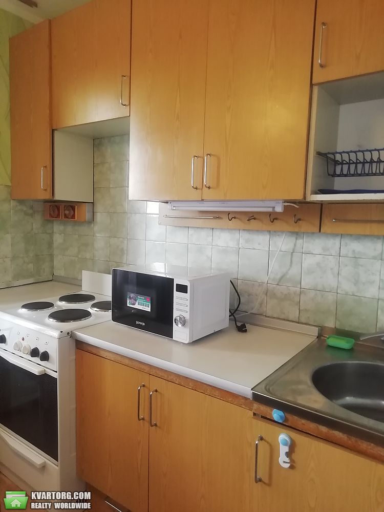 Rent out 1-room apartment. Киев, Якуба Коласа — photo 7