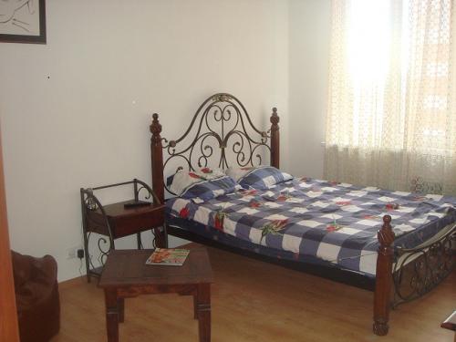 Rent out 1-room apartment. Одесса, Базарная — photo 1