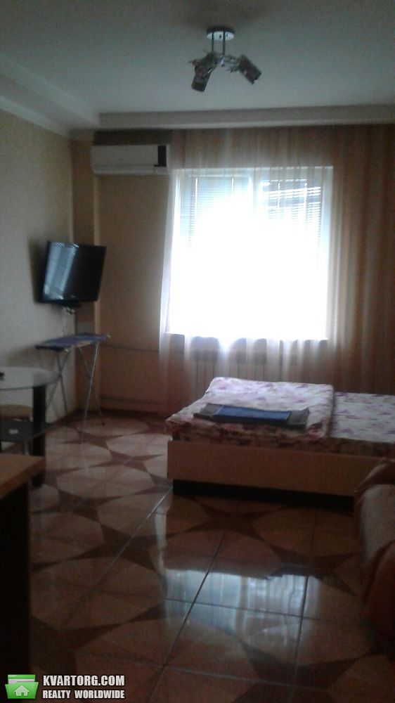 Rent out 1-room apartment. Харьков, Державинская — photo 1